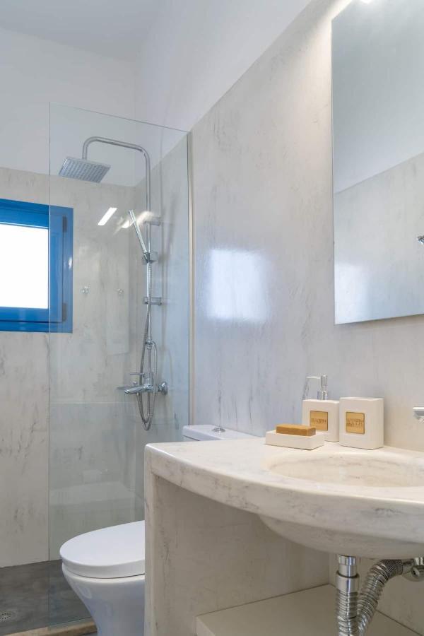 Blue Moon Apartments Makrýgialos 외부 사진