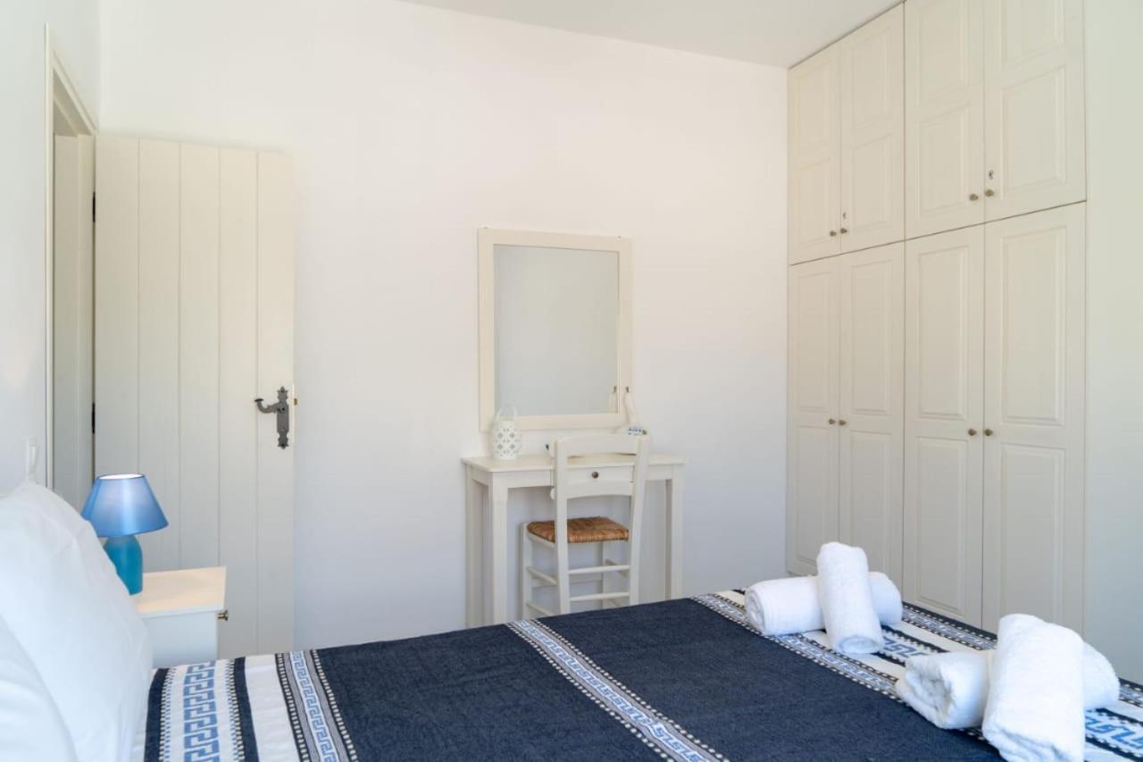 Blue Moon Apartments Makrýgialos 외부 사진